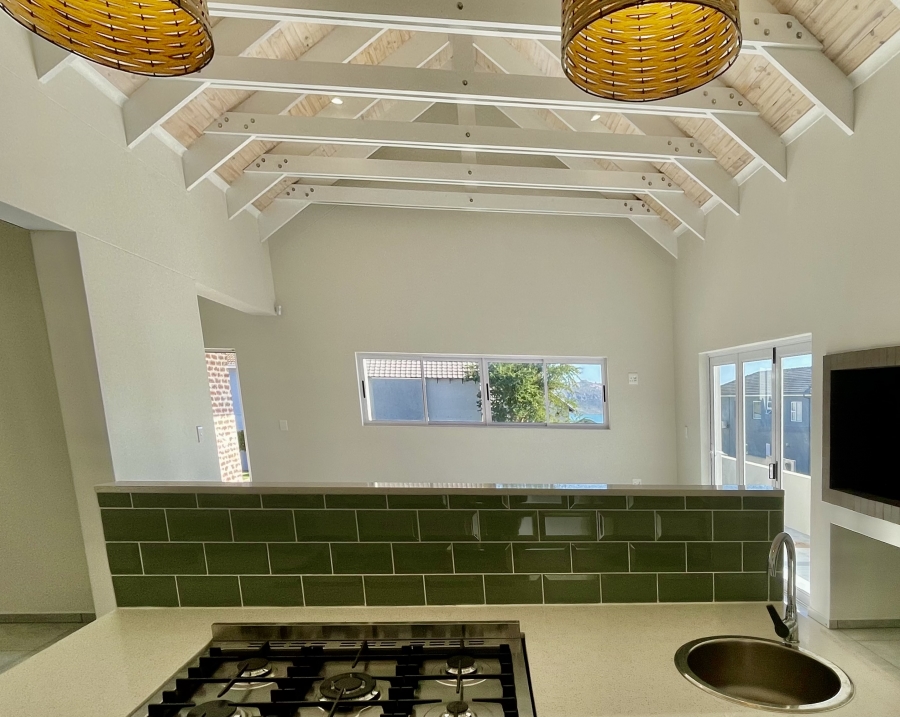 4 Bedroom Property for Sale in Myburgh Park Western Cape